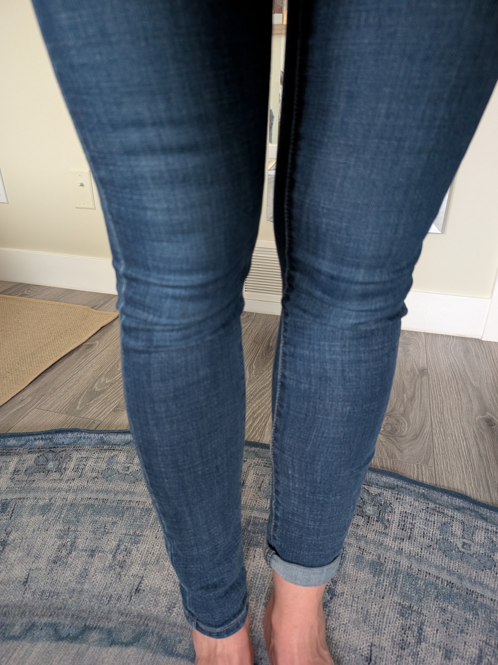 Levi's Skinny Size 26. - Picture 3 of 5